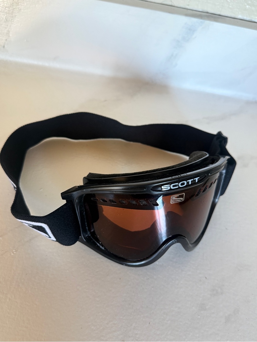 Scott Black Goggles with Amber Lens unisex adjustable adult sun protection